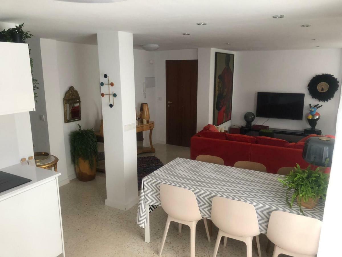 Masai Victoria Beach. A 100 Metros De La Playa. 加的斯 外观 照片